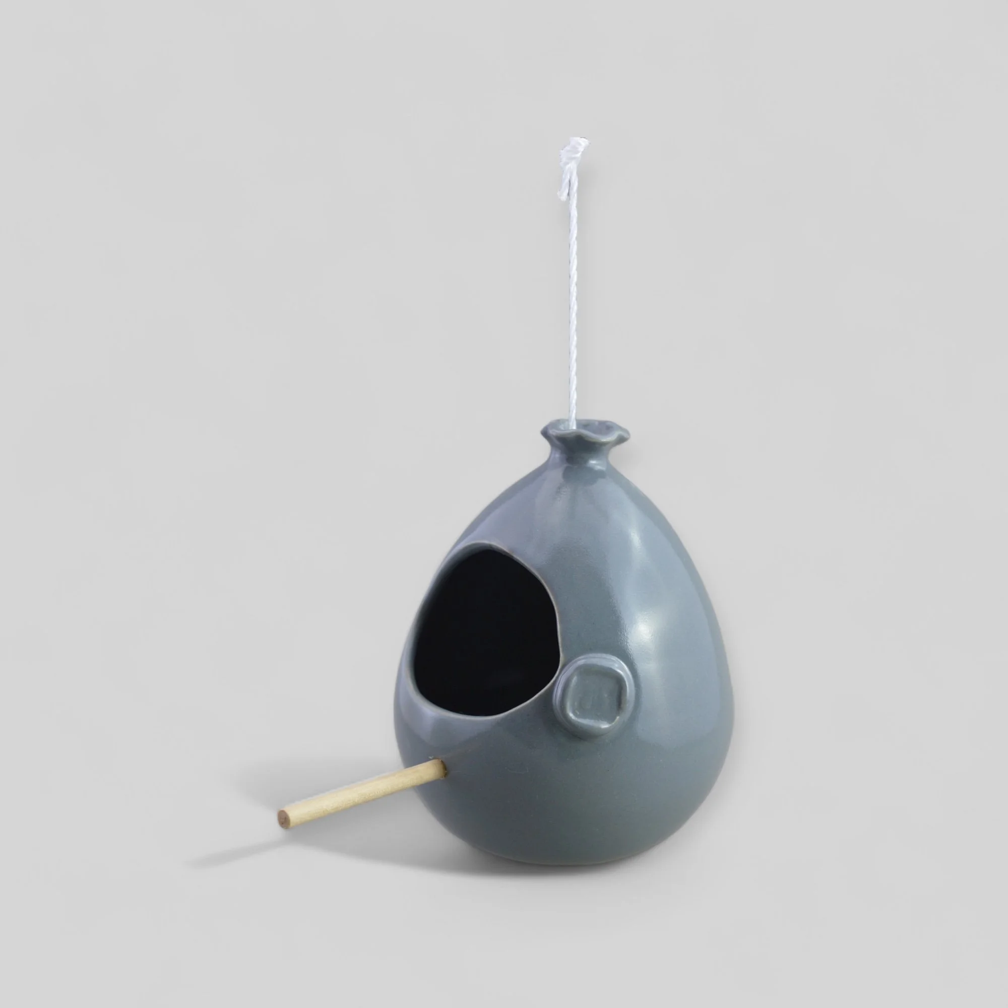 Mangeoire d'oiseaux / Bird feeder