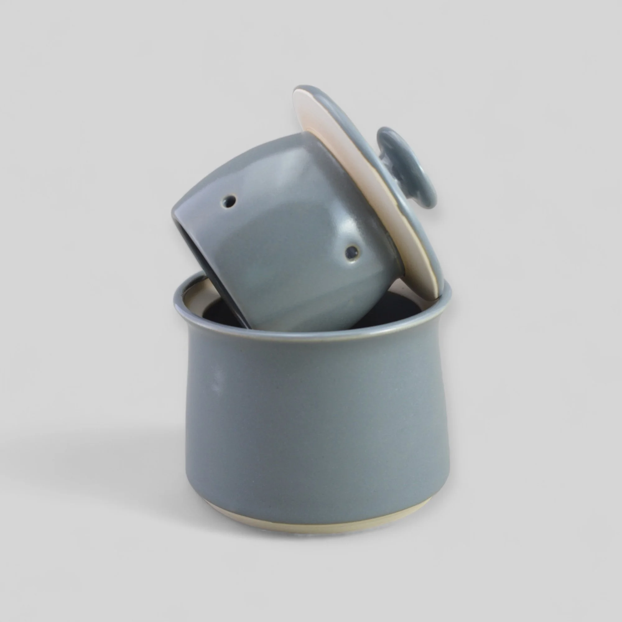 Petit beurrier breton gris.JPG