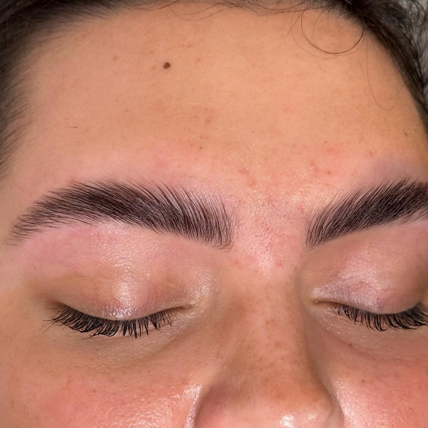 Brow Lamination by Ella ❤️ 

Book with both Ella &amp; Haylee under &lsquo;Intro Offers&rsquo; for Brow Shaping and Lamination, these services are a little extended in time to ensure the girls have ample time to perfect their work.