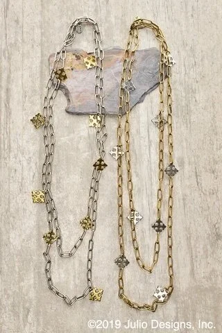 DC936C52-7F71-42B4-881E-B281D98DA0A1