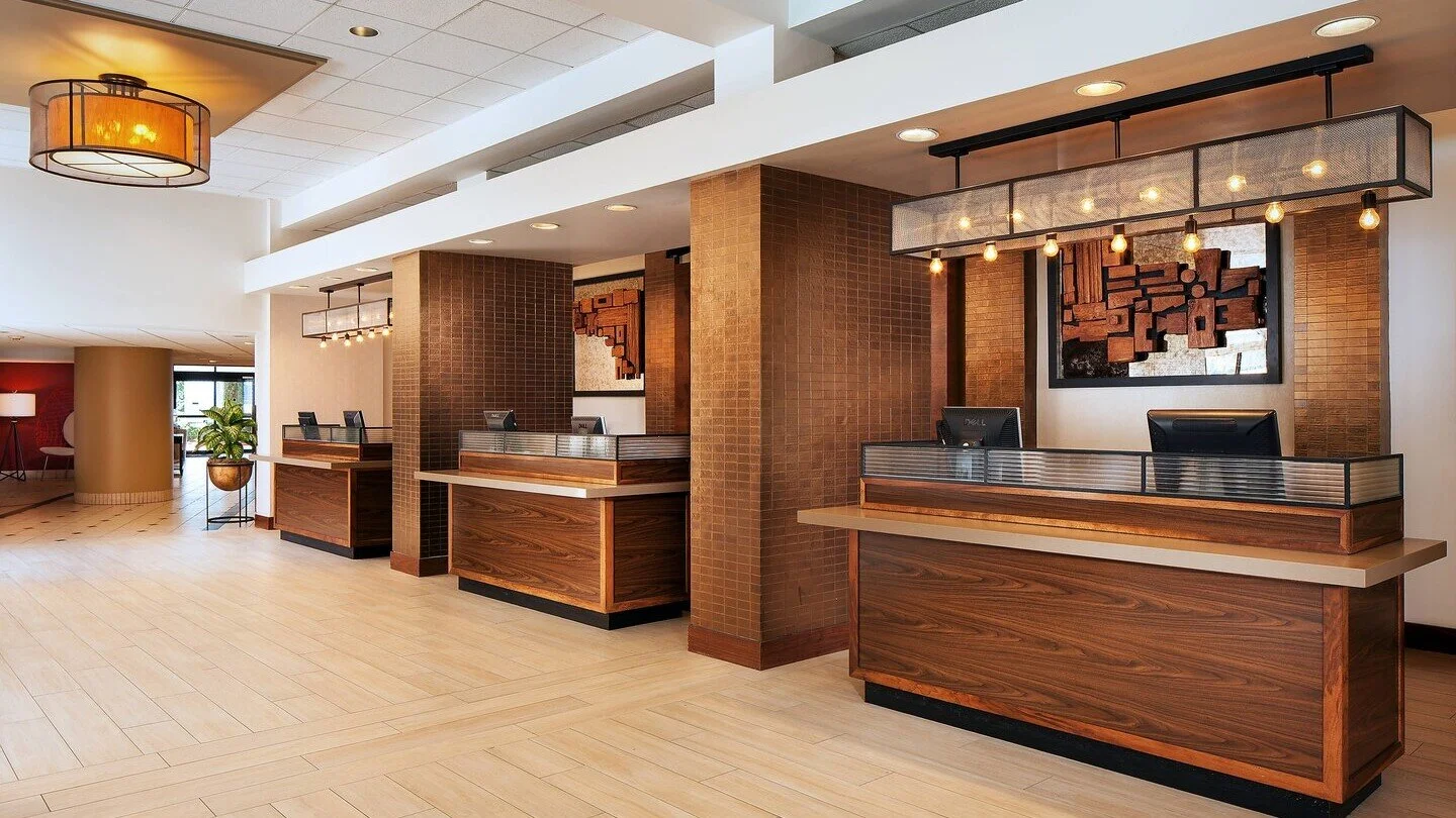 laxfp-front-desk-0814-hor-clsc.jpg