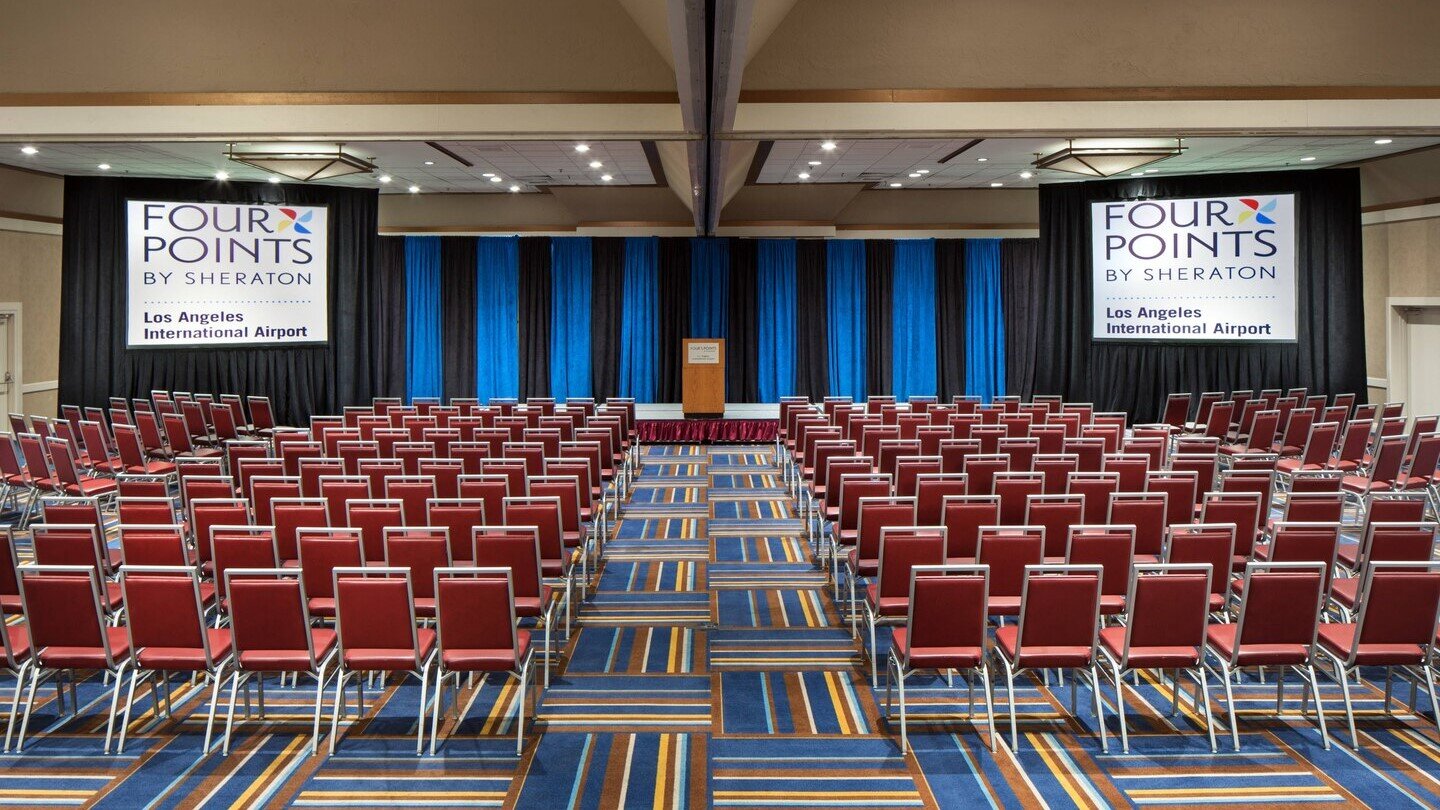 laxfp-ballroom-theater-2587-hor-clsc (Wide).jpg