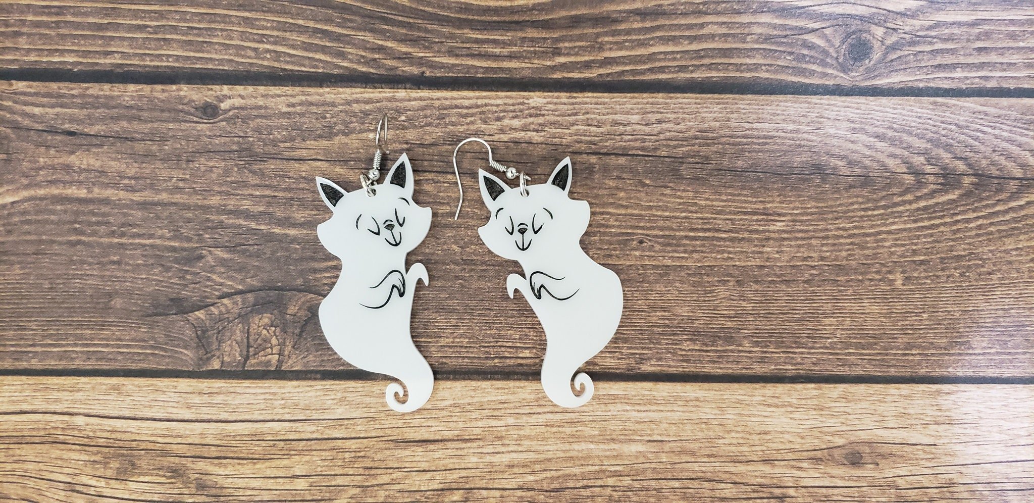 https://i.etsystatic.com/23437009/r/il/70b571/3347795352/il_fullxfull.3347795352_posz.jpg