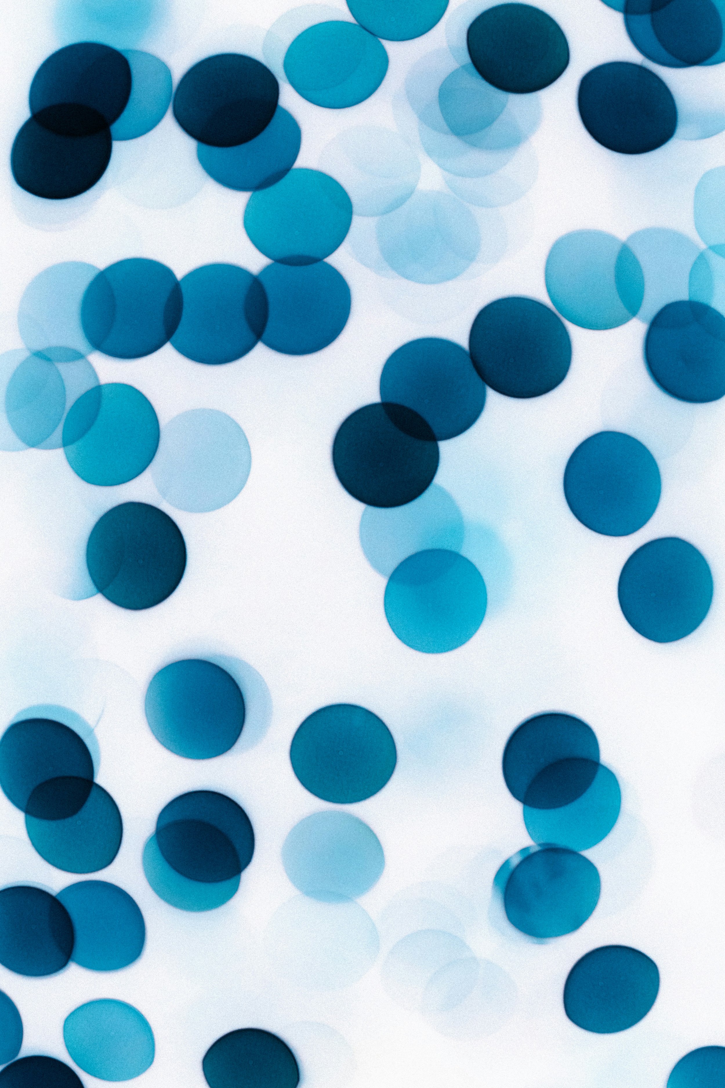 COSÌ LONTANO, COSÌ VICINO