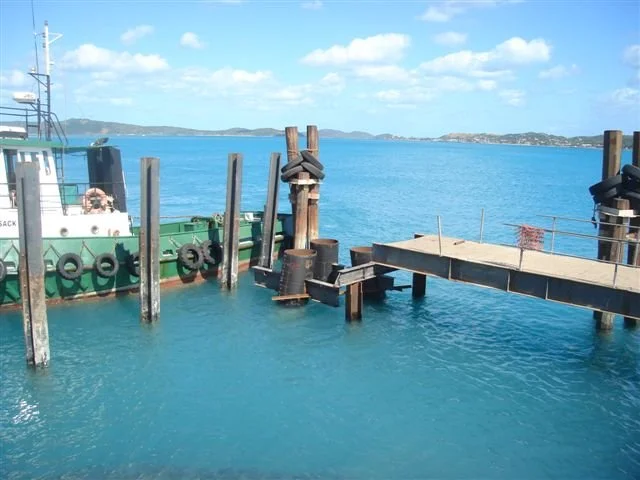 085Preparing falsework of southern dolphin.JPG