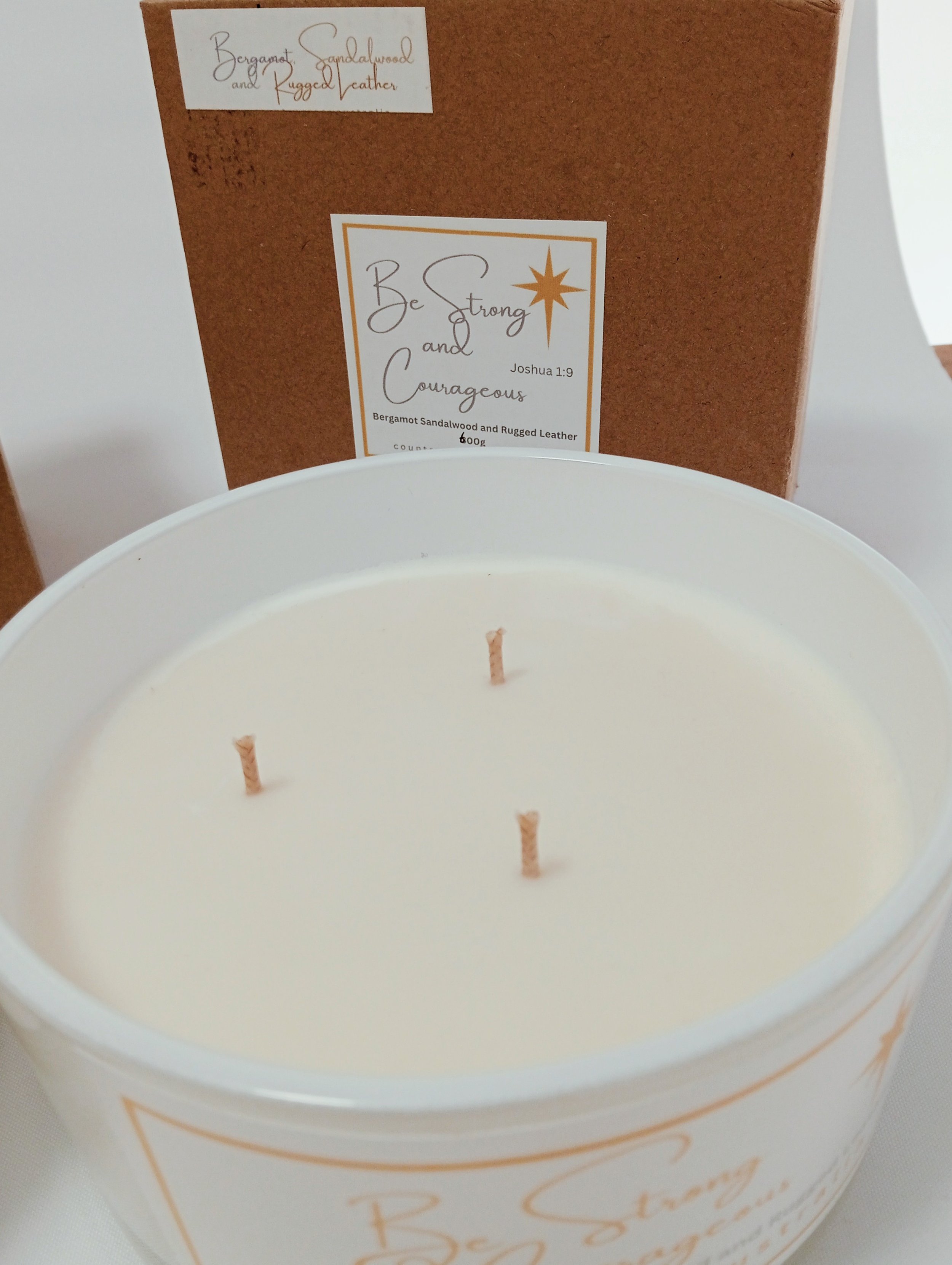 IMG20260122123633~2.jpgSOY CANDLE - Be Strong and Courageous - Bergamot Sandalwood and Rugged Leather Fragrance - Available in 4 sizes from 165g to 600g