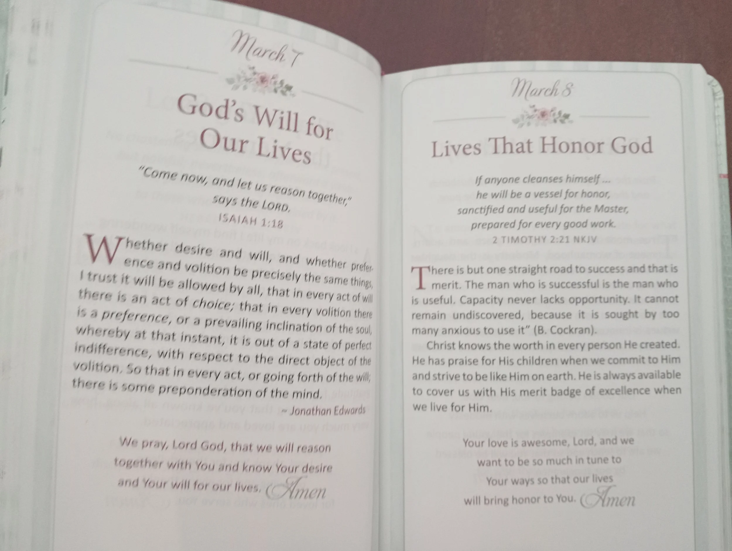 There is more to enjoy in a bundle! Inspire a Mother when she receives this Hamper Bundle with love. It’s filled with the love of God in the written word. Gods daily Answers Devo Ph 1.jpg