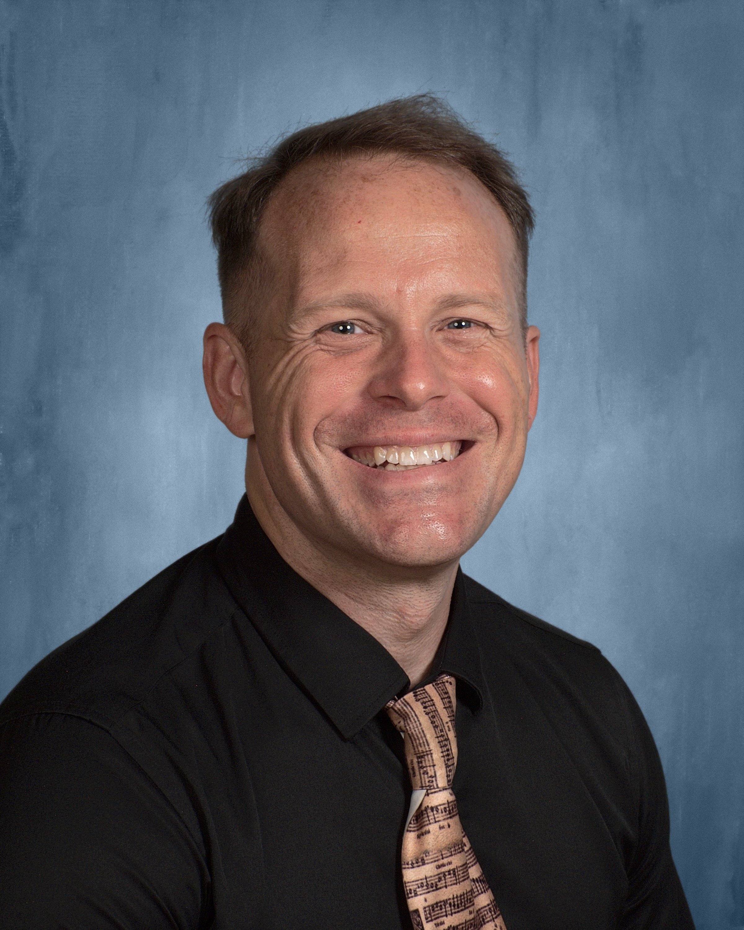 Eric has served as Assistant Conductor of the Catholic University Chamber Choir, Music Director for the National Shrine of Saint John Paul II, and as a professional vocalist and soloist for the National Basilica, the Washington Master Chorale, the E