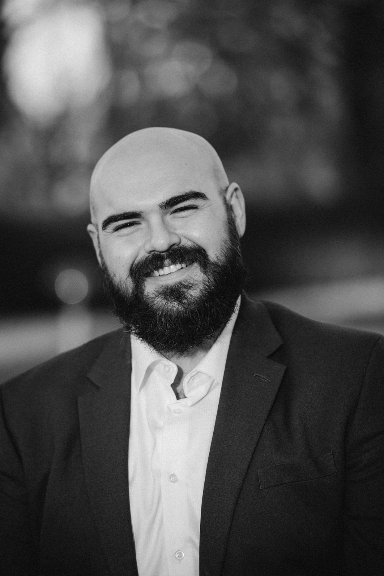 A.J. Murgo is a tenor and choral conductor from Bristol, Rhode Island, now based in Kirksville, Missouri. A.J. graduated from Boston Conservatory where he studied with baritone Robert Honeysucker. He was an ensemble member in Stravinsky’s “The Rake’