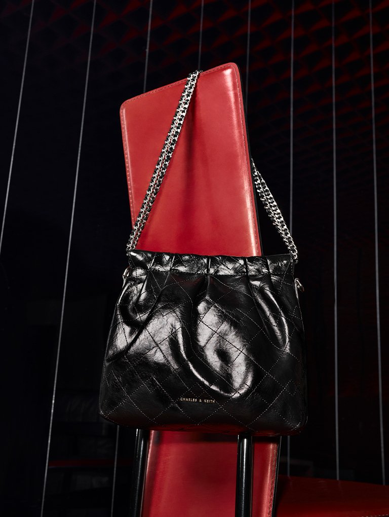 charles-keith-fall-23-group-b-bags-blog-05.jpg