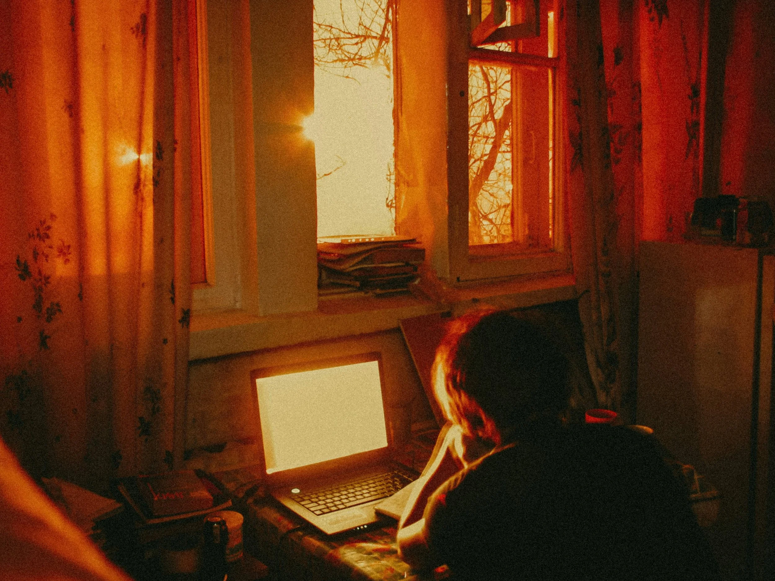 From Fragments to Form: Advanced Life Writing Workshop