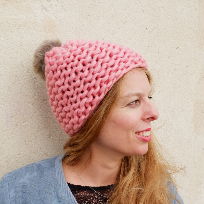 Tuto tricot débutant - Un bonnet facile à tricoter en 1 h - Stéphanie  bricole