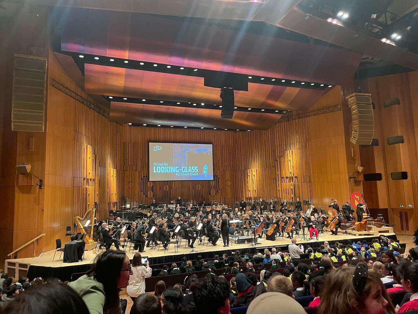@eleanormorgann @ruth_tola and @mattgoddard79 were invited to see The Alice Sound at the Barbican centre. I fantastic new composition inspired by Alice through the looking glass.

We were graciously invited by @kieravaclavik, for who were building th