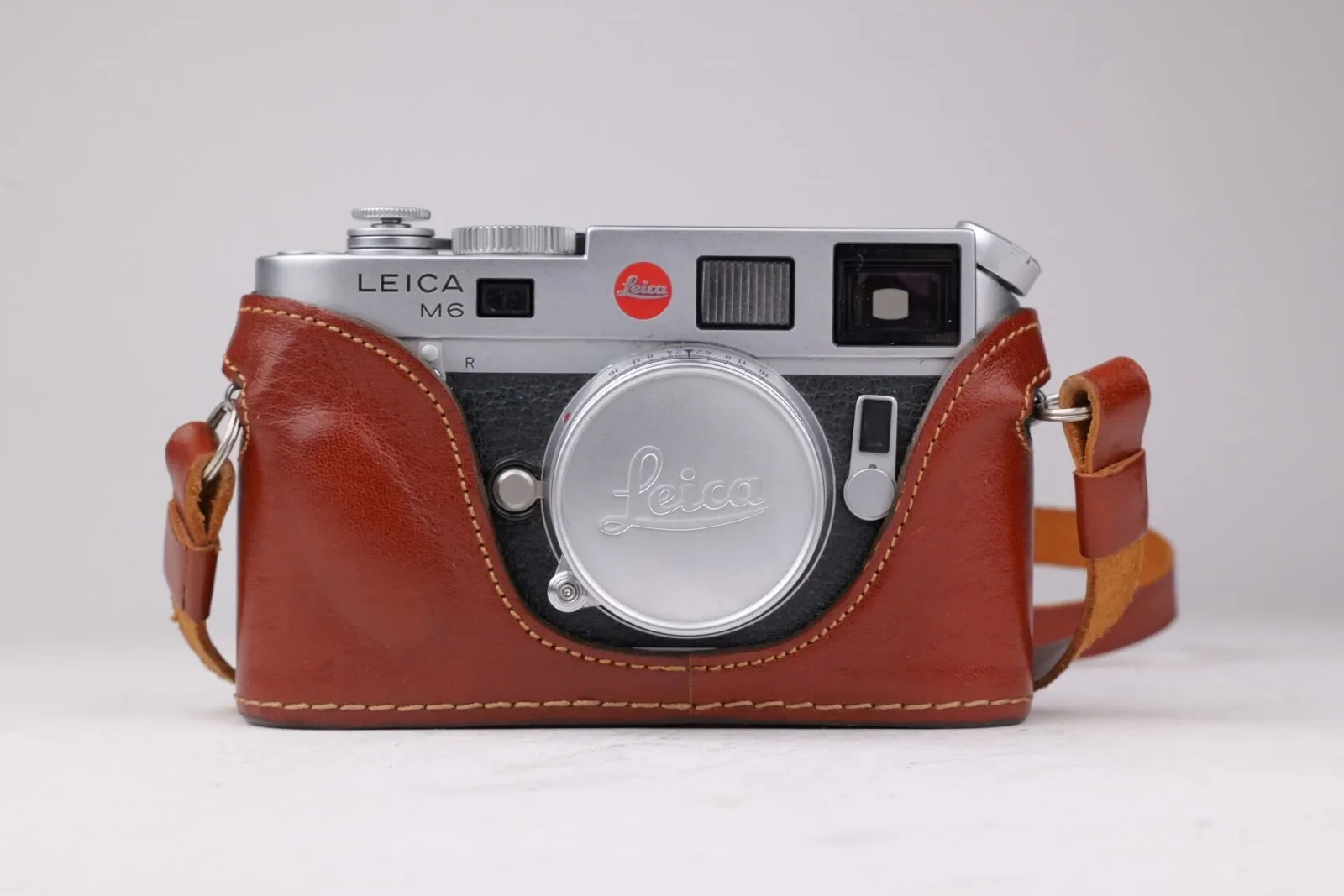 Vente d’une collection d’appareils photo (En live - Huis clos)