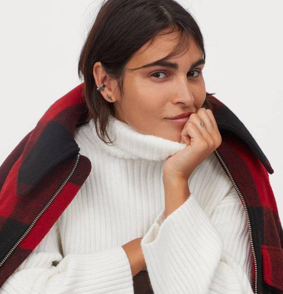 H&amp;M Donates 15,500 Lbs of Clothing