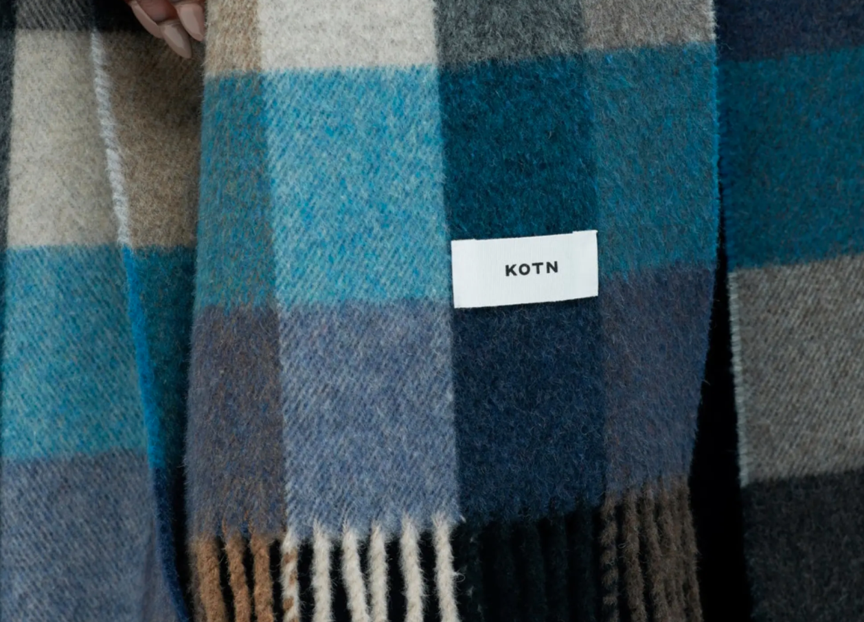 KOTN Donates 350 Lbs