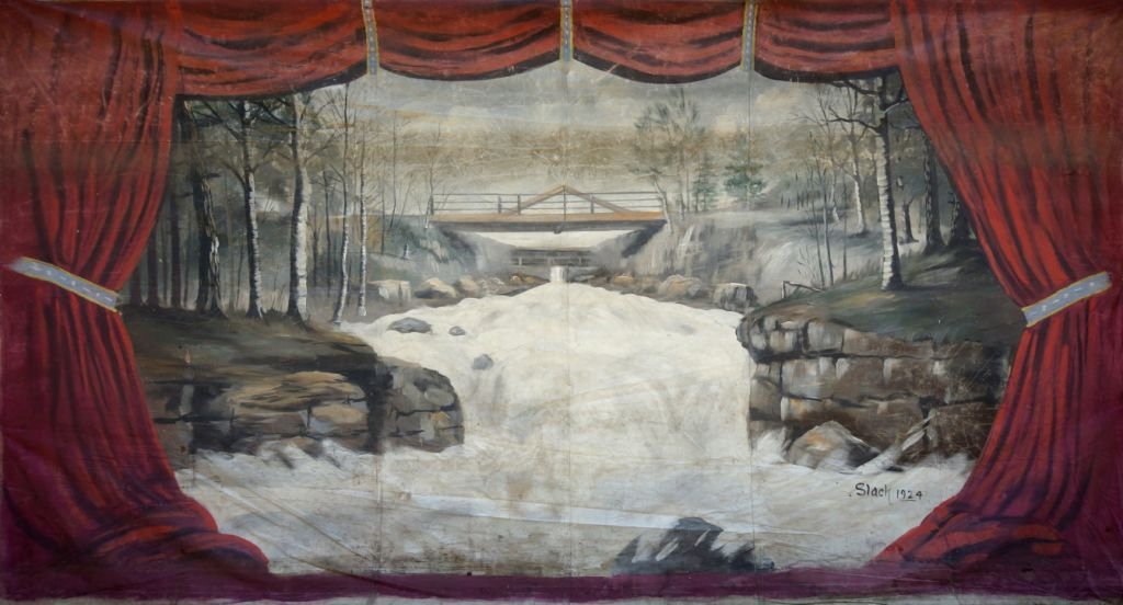 Graham Backdrop Theatre Backdrop, Athens Township - Graham Conservation
