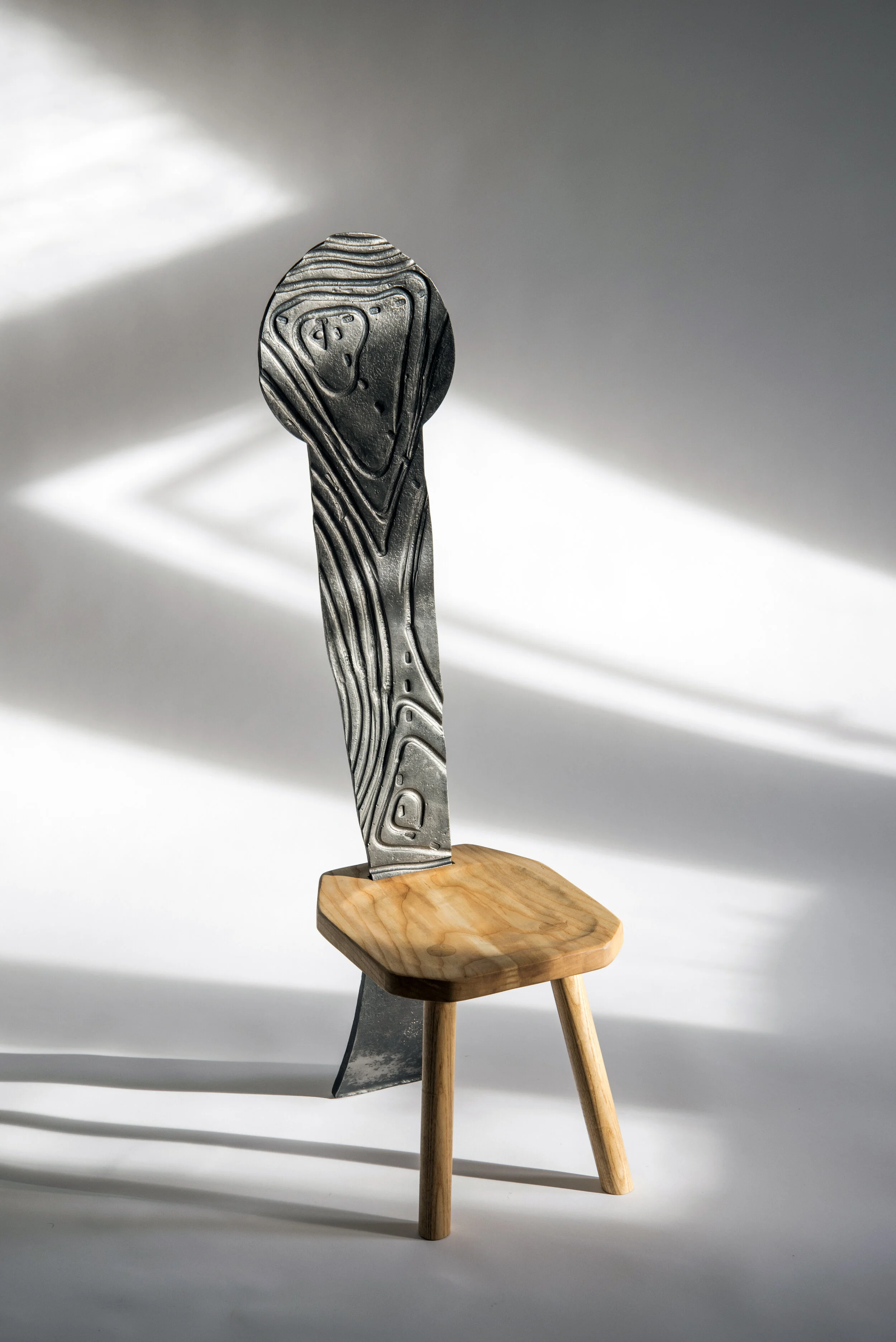 Pen-y-Fan Welsh Spinning Chair