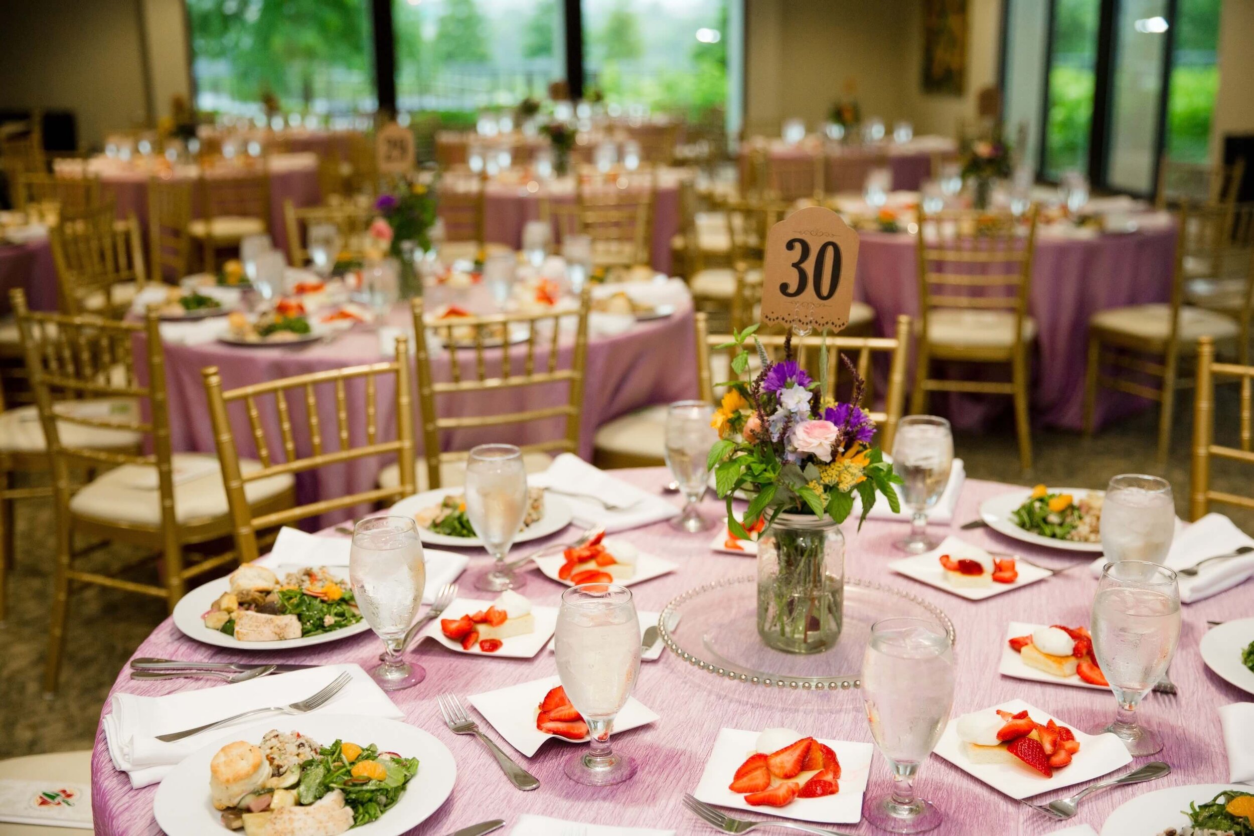 Luncheon Table of Ten 2026