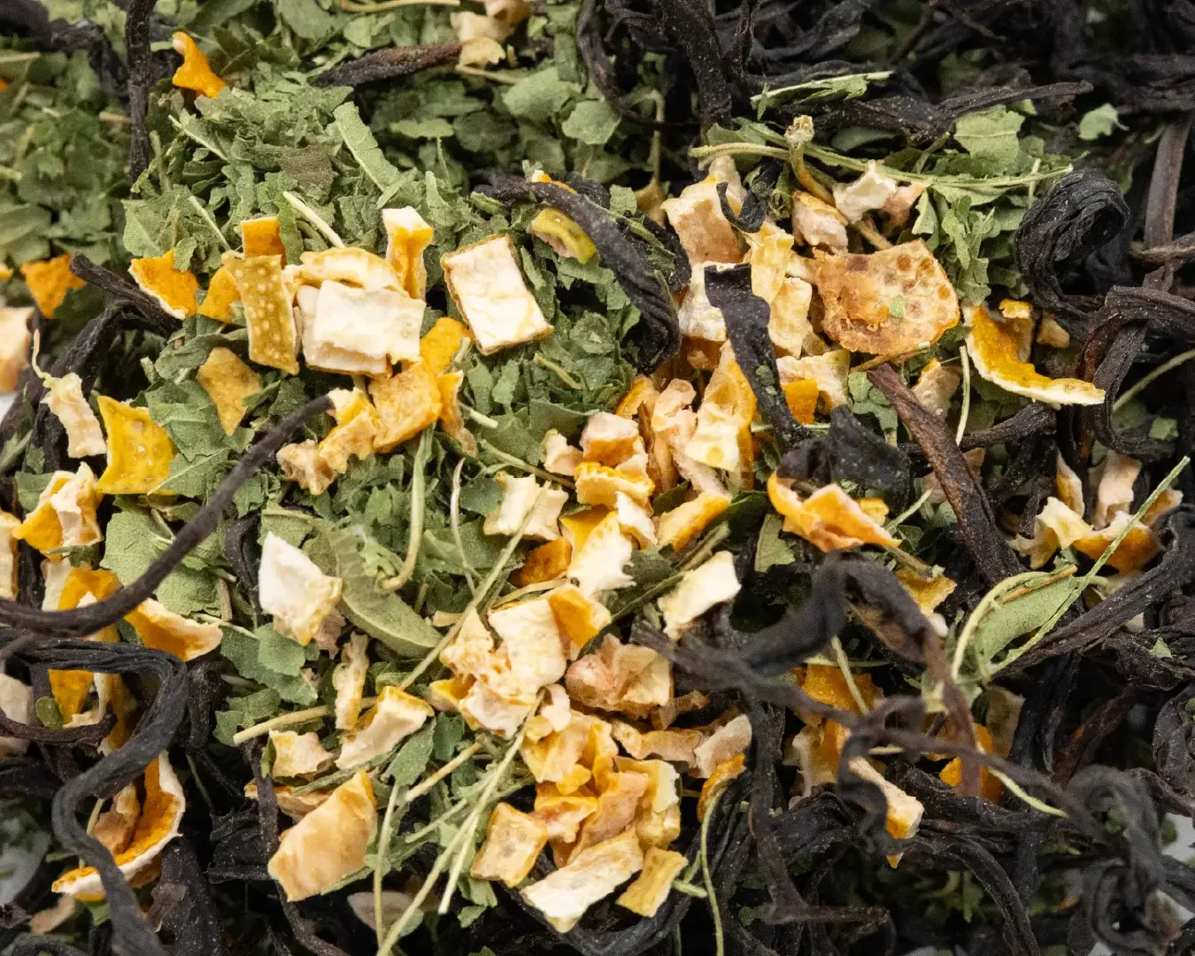 Sun Kissed Black loose leaf tea canada-04.webp