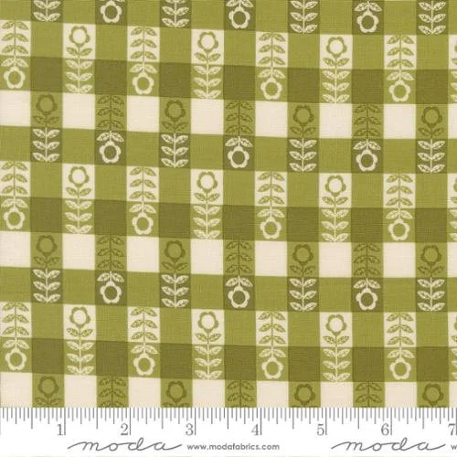 Gingham Flowers - Green - 1/4 Yard
