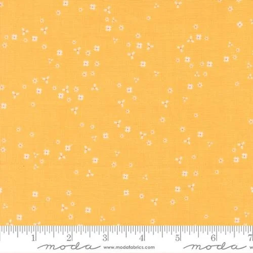 In The Garden Goldenrod - 1/4 Yard