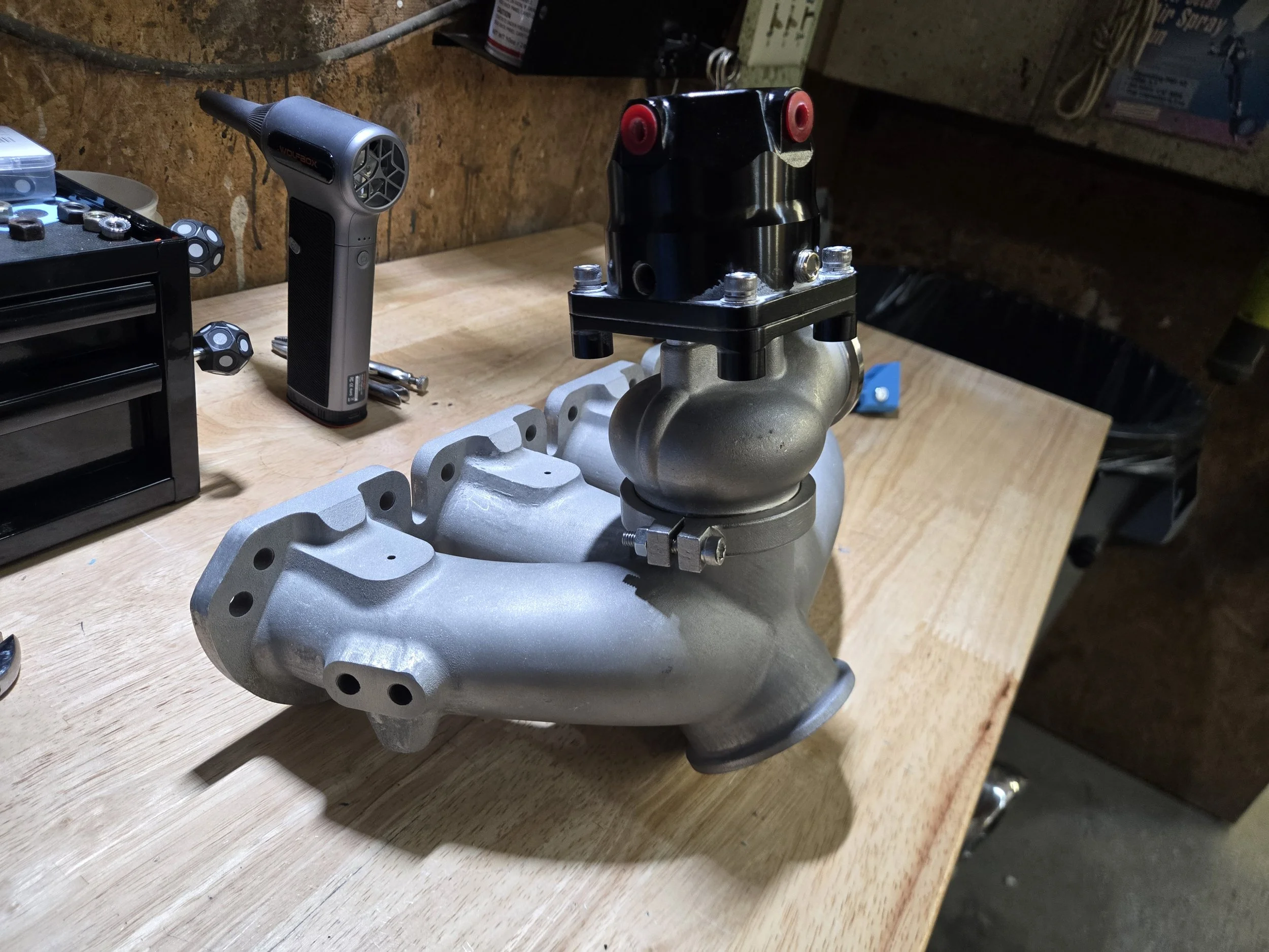 3d printed stainless turbo manifold, with wastegate attached