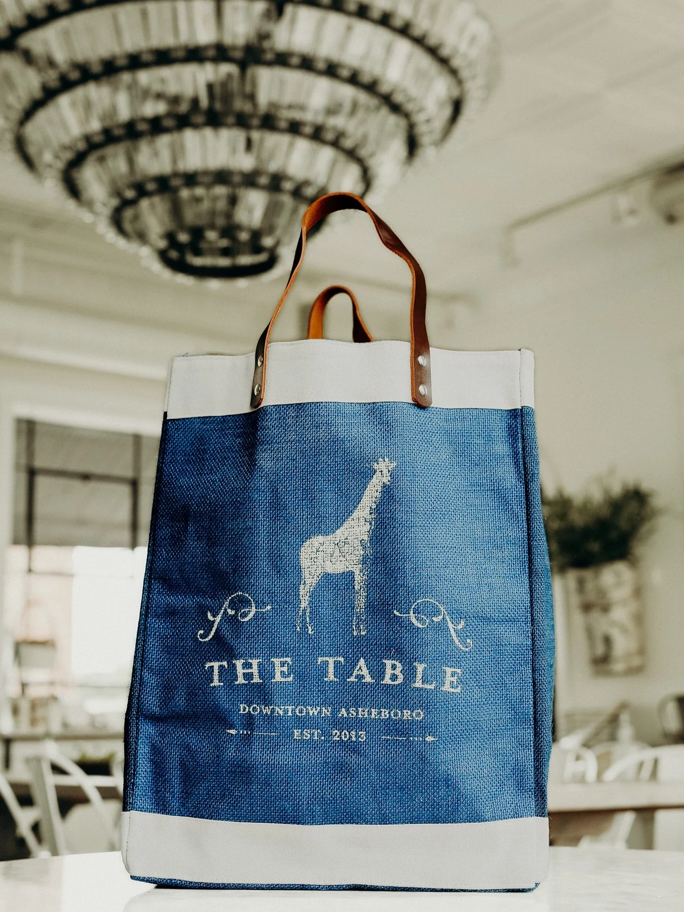 Have you seen our totes lately?
&bull;
Strong, versatile, and eco-friendly, they&rsquo;re just the thing for farmers markets, errands around town, or family outings. Carry a little piece of The Table with you wherever you go.
&bull;
🦒 The Anigraham 