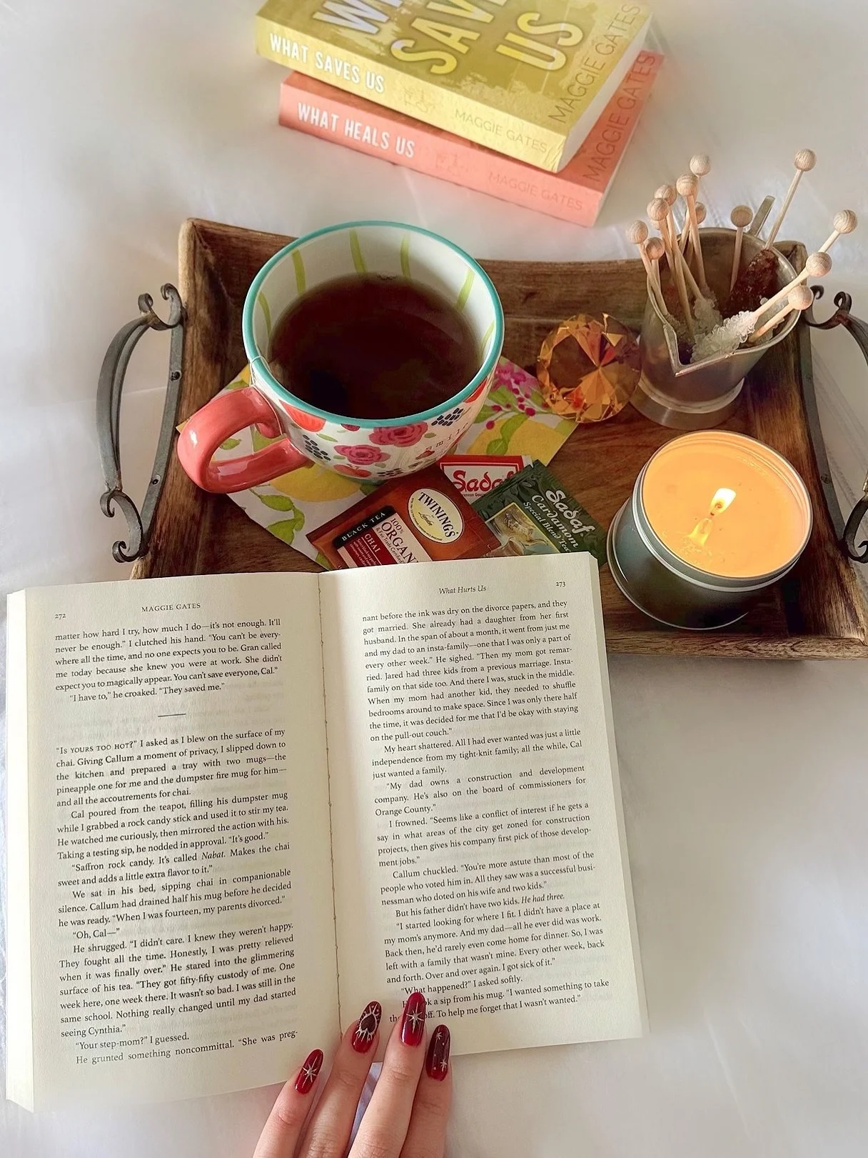 Have a seat and enjoy some chai with nabat (saffron rock candy) with Layla and Callum from What Hurts Us by @authormaggiegates ! 🫖☕️🤎💫

Keep an eye out for my character tea guide inspired by our friends from Falls Creek coming this week! 

#smallt