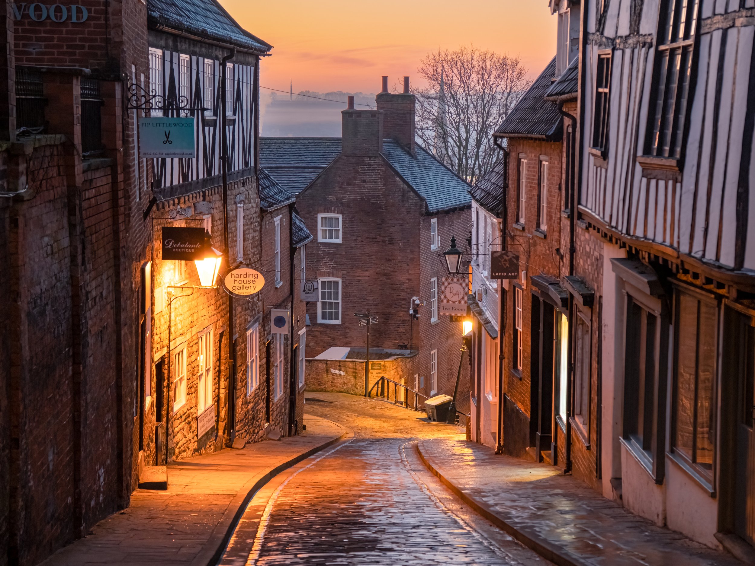 Sunrise over Lincoln.jpg