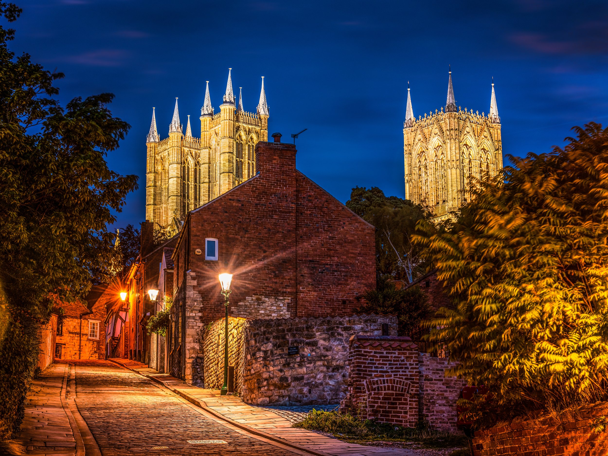 Lincoln Cathedral from the foot of Michaelgate, Lincoln .jpg