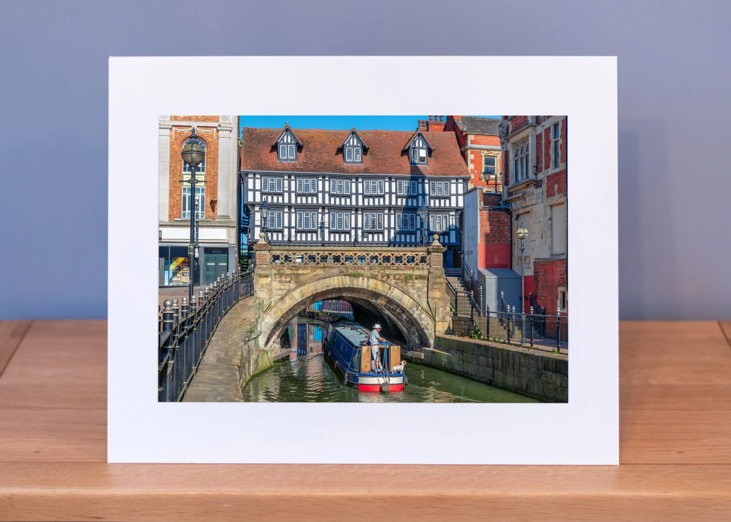 Canal boat passes through Lincoln