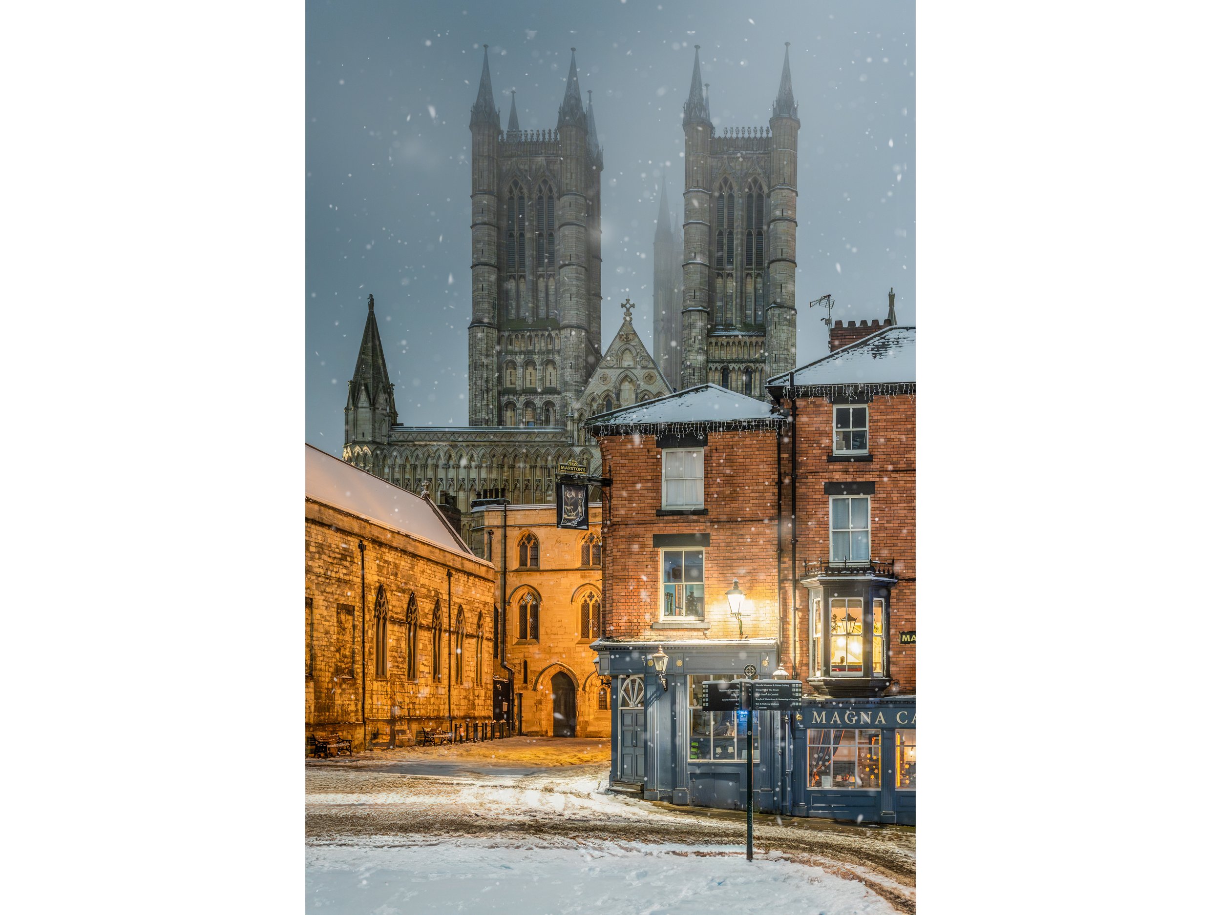 Snowy scenes in Castle Hill copy.jpg