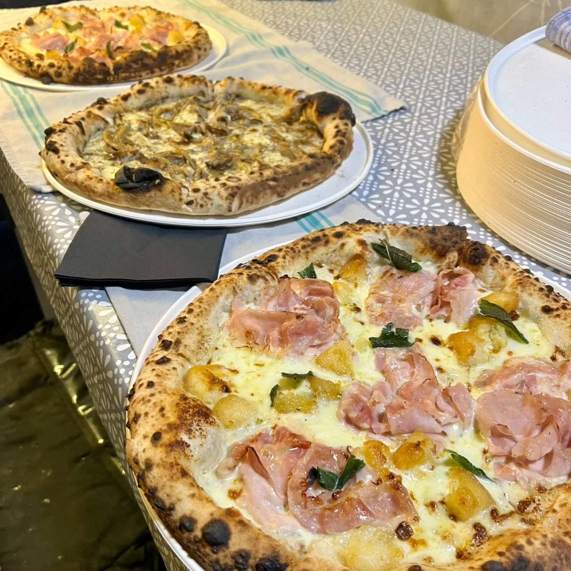 Final SOPI pitch of the year! 🍕🔥

Serving tonight in Lindfield.
We&rsquo;ll then be closed for our winter break.

Keep an eye on socials for when we&rsquo;re back 👀