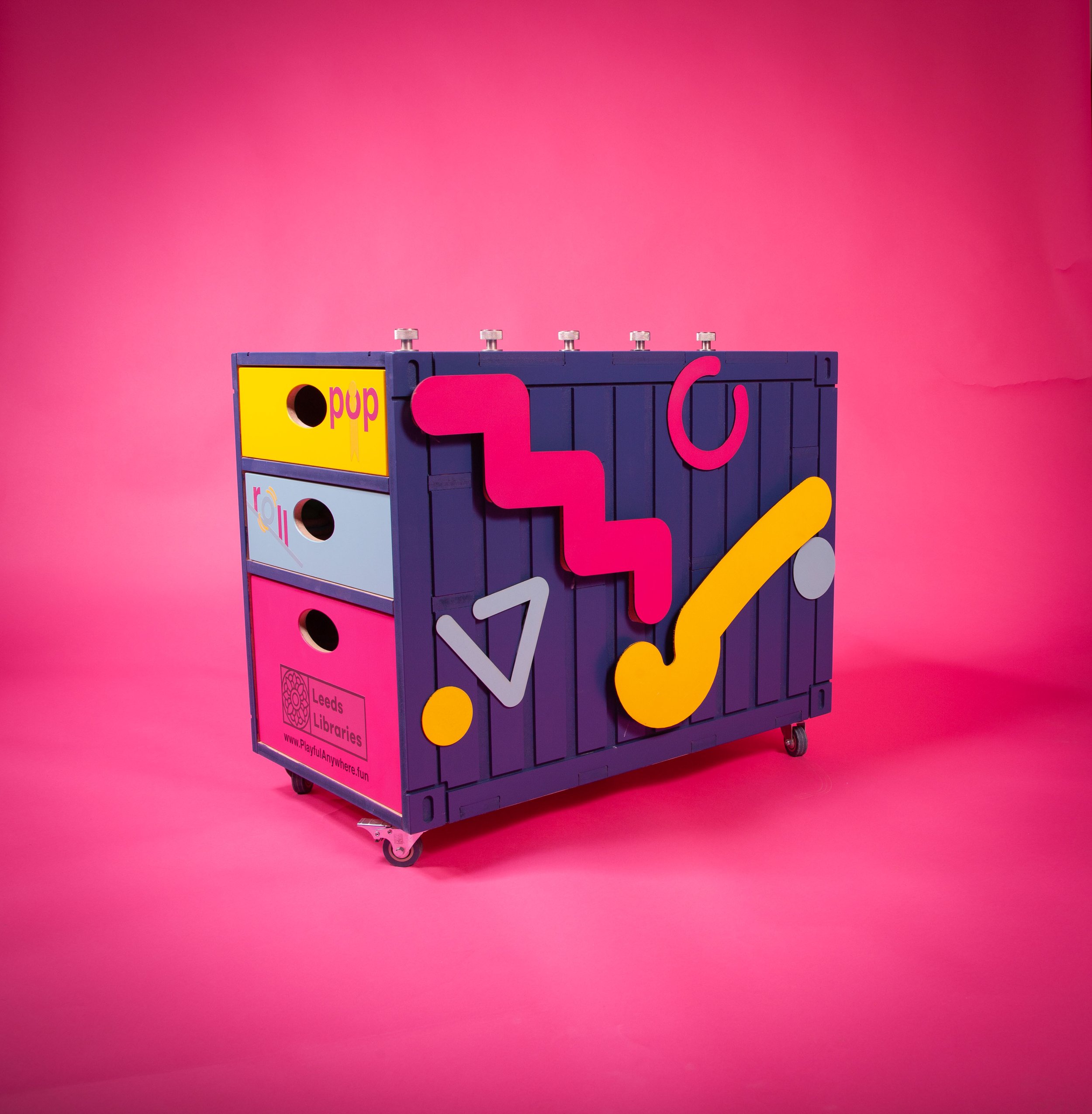 Playbox-015.jpg