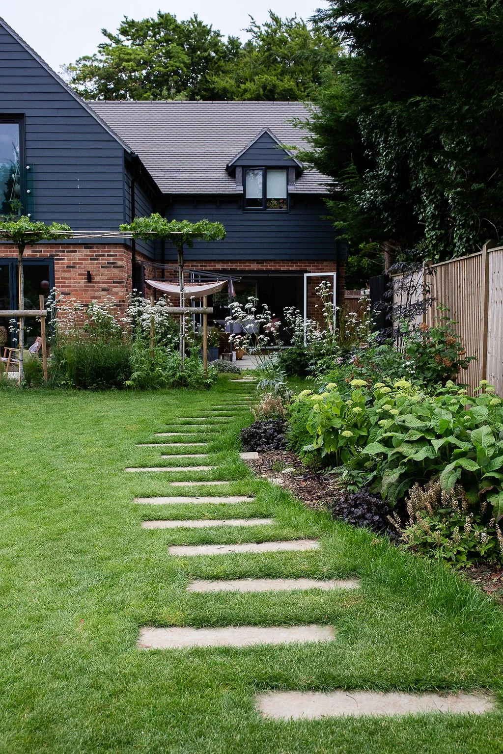 Natural Garden Banstead 022