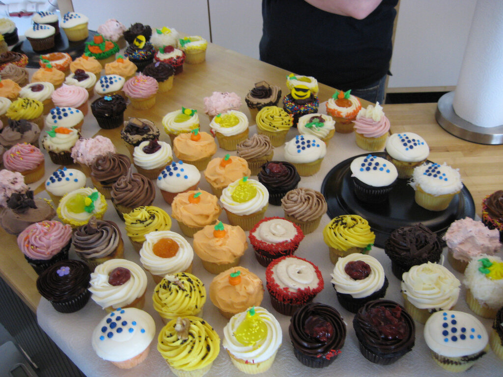 Voxeo cupcakes.