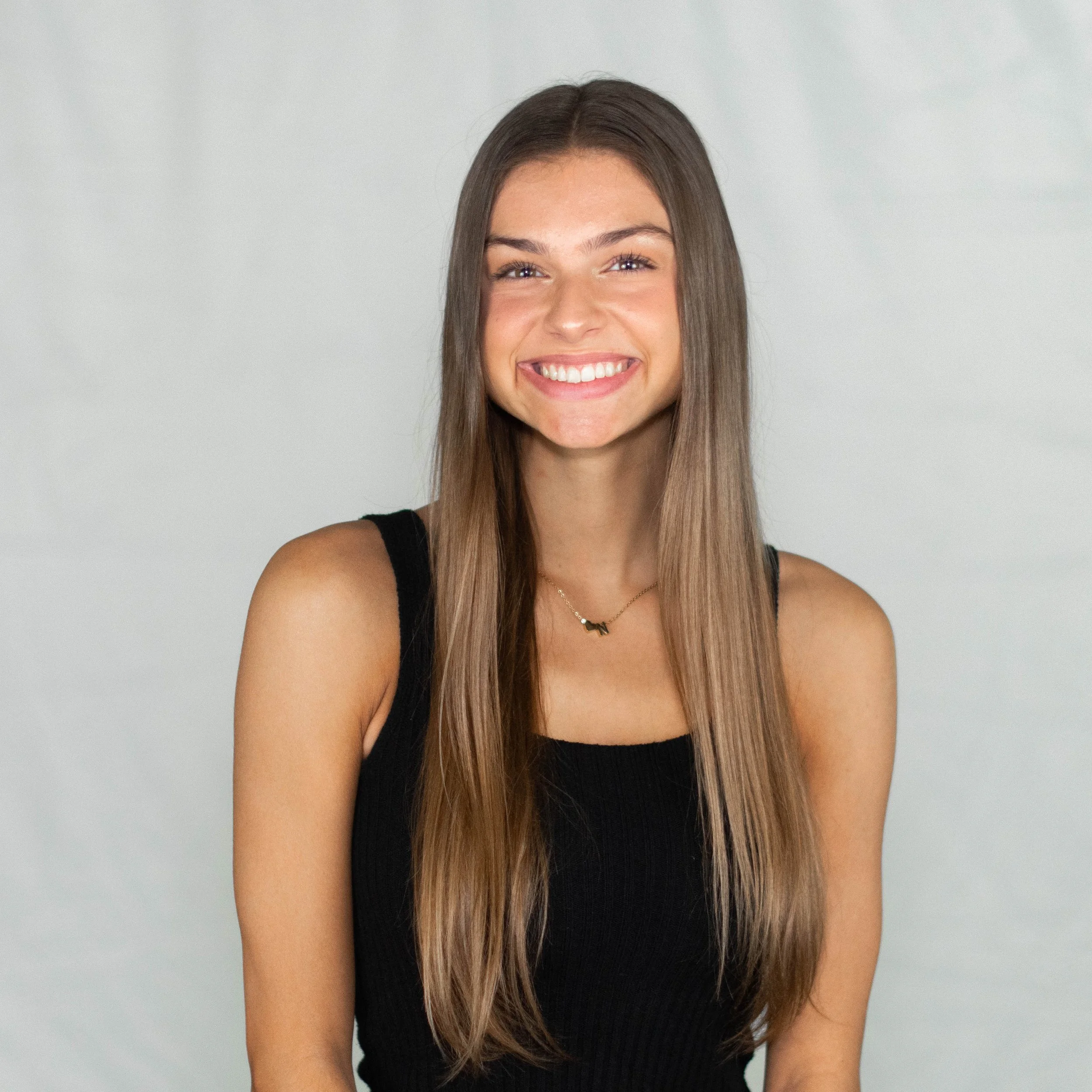 OliviaHeadshot - olivia kraus.JPG