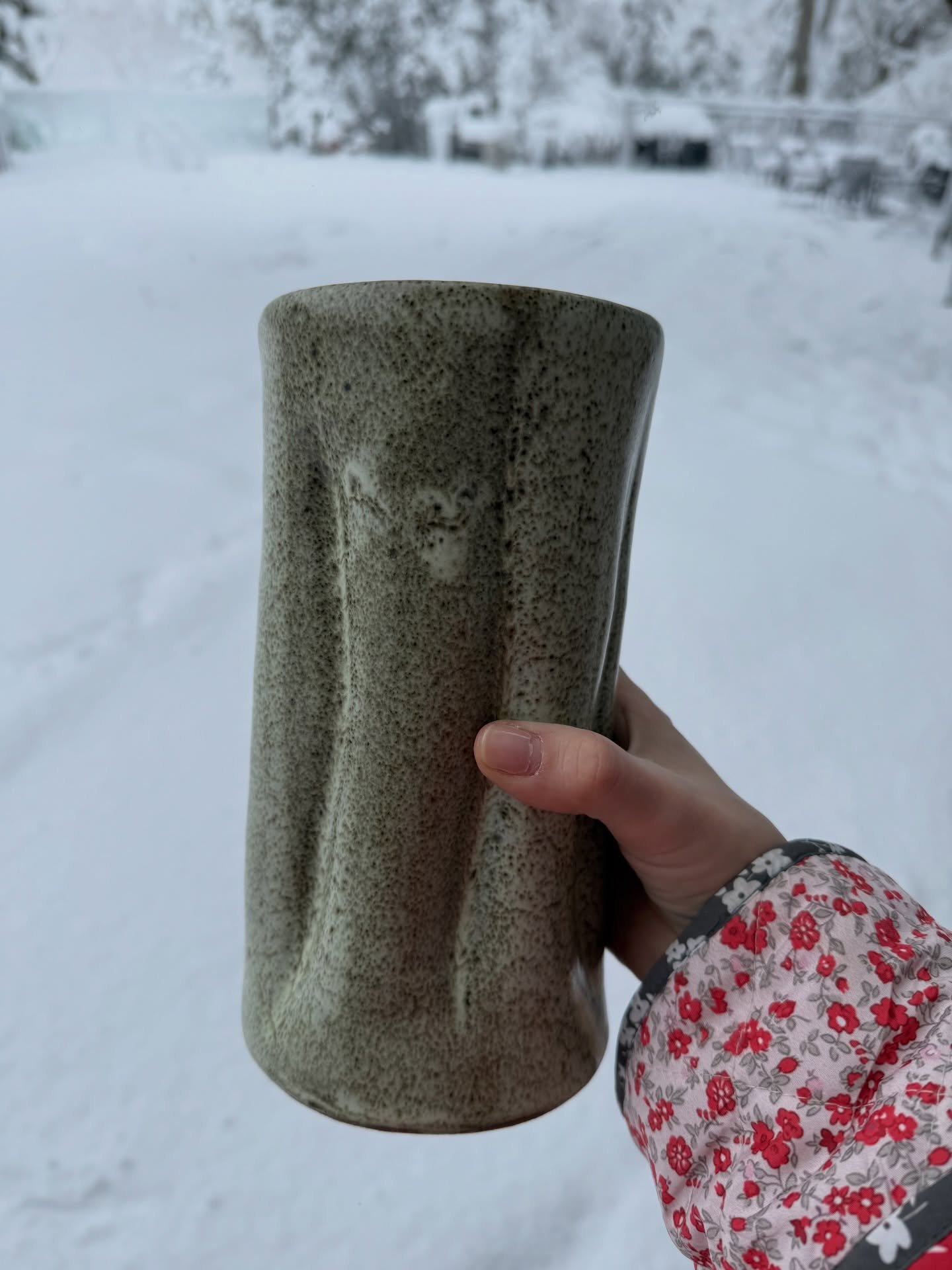 Spring is coming&hellip;eventually. And you&rsquo;ll need 🔥 vases for the tulips and 💐. 
Signed Green Vase &lsquo;95 - SOLD
8.5x4.25&rdquo;