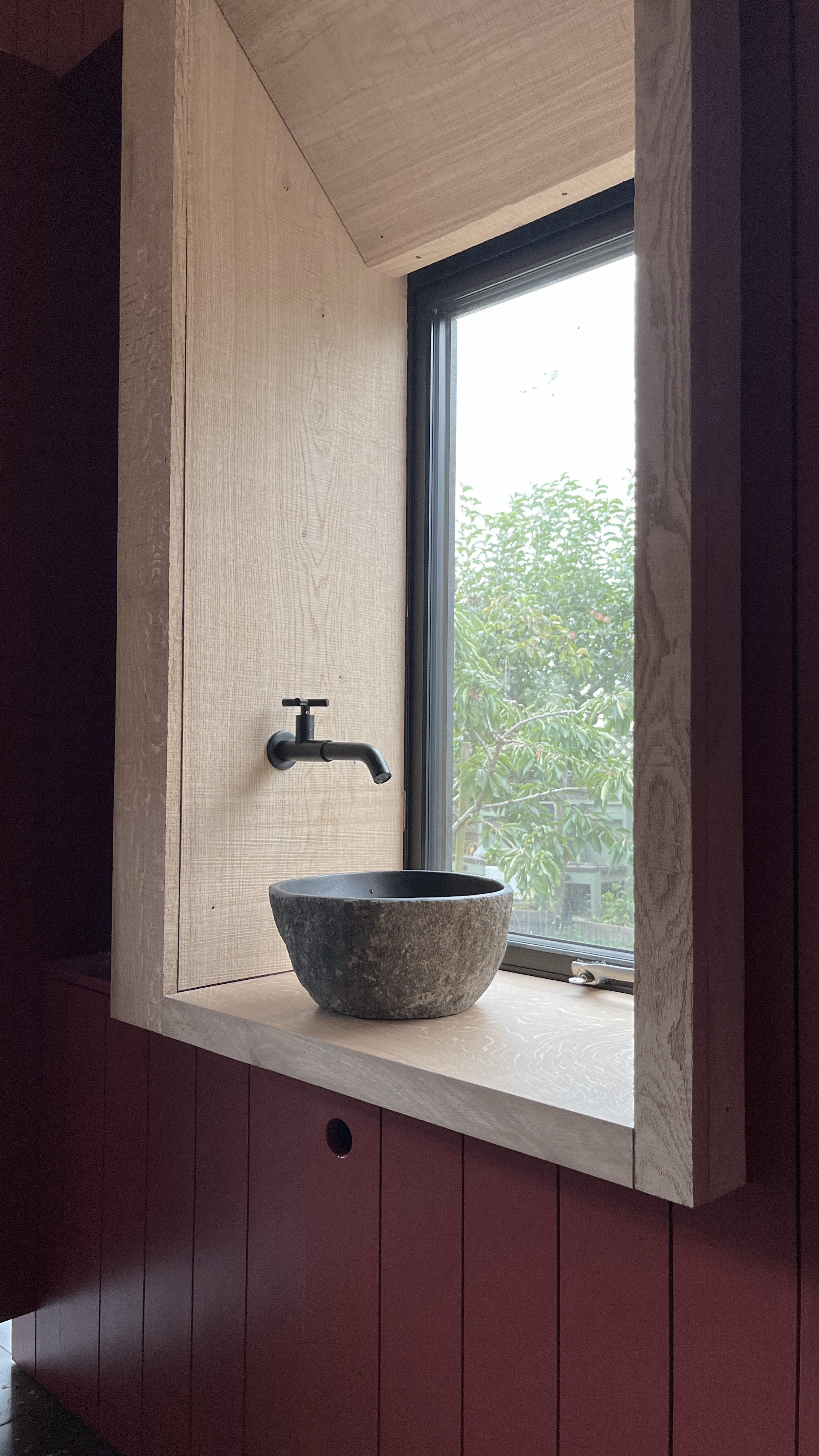 Feature Window with hand basin