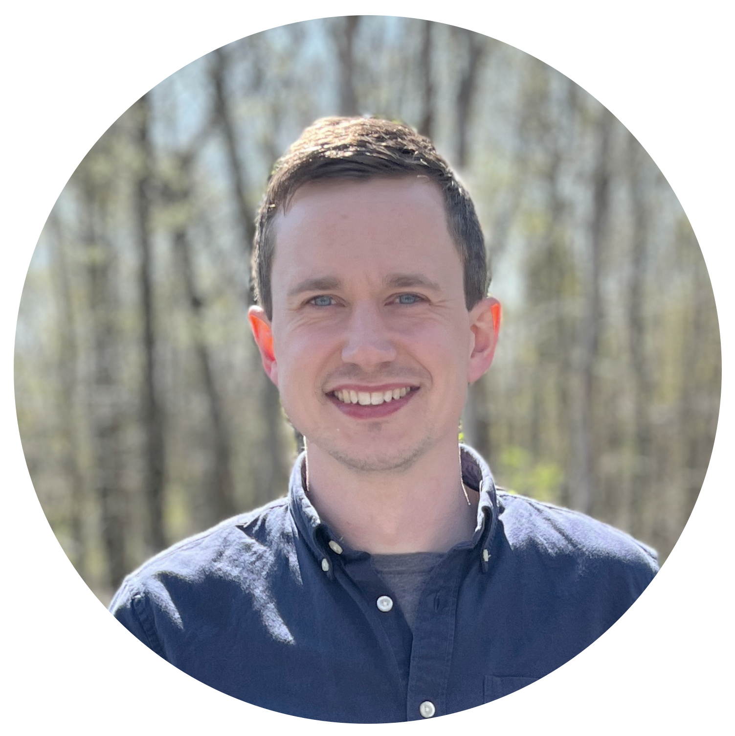 Headshot of Lee Holcombe, founding Director of Studio four point ten