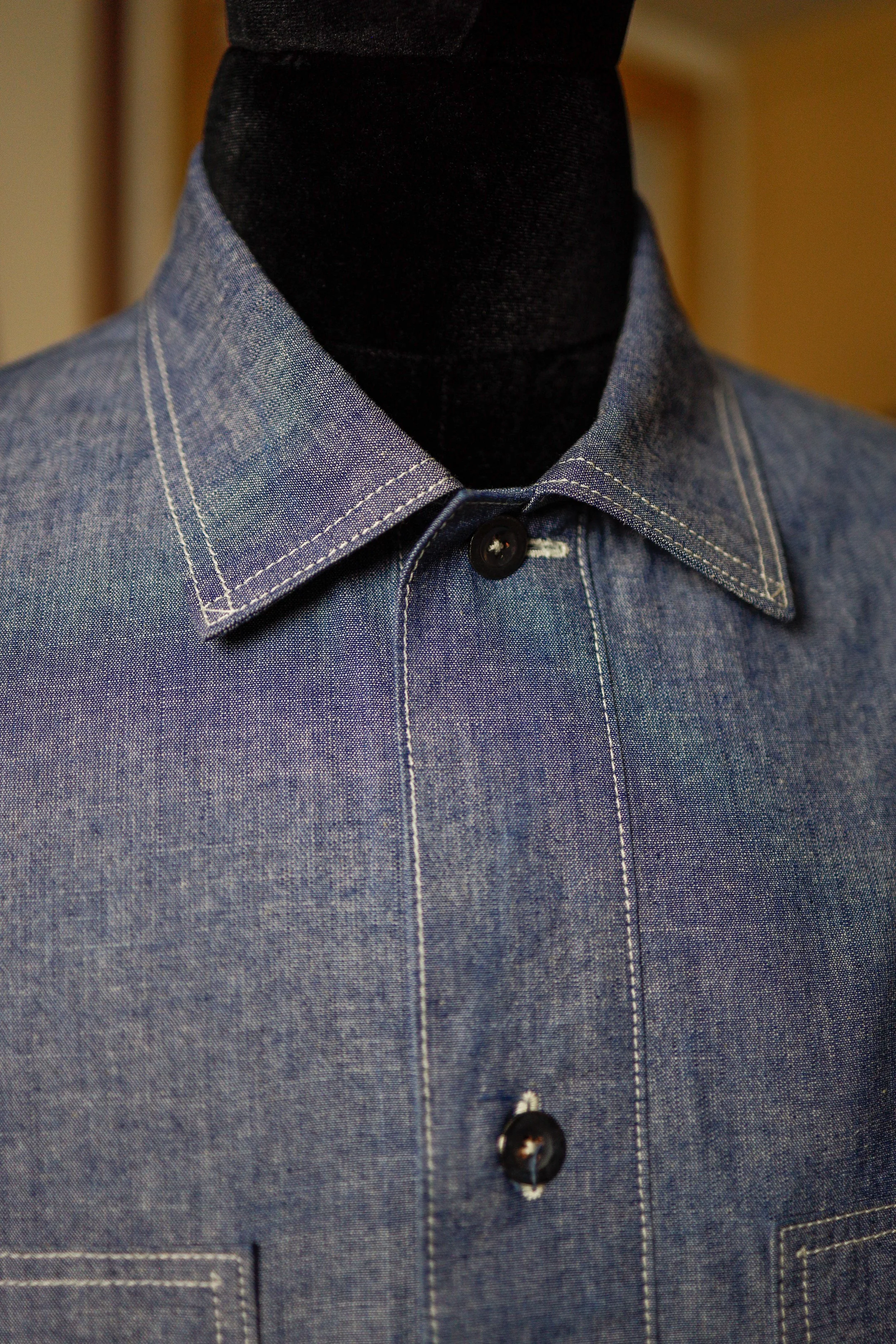 COLLAR-DETAIL-POPOVER-CHAMBRAY.jpeg