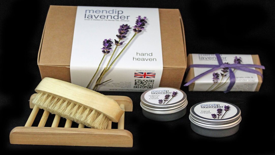 @mendiplavender grow the  lavender for their products on the Mendip Hills, and distill into a range of gorgeous scented products that are gentle on the earth 🌍 

A firm favourite of the @rurallivingshow , so pleased they are joining us again this ye