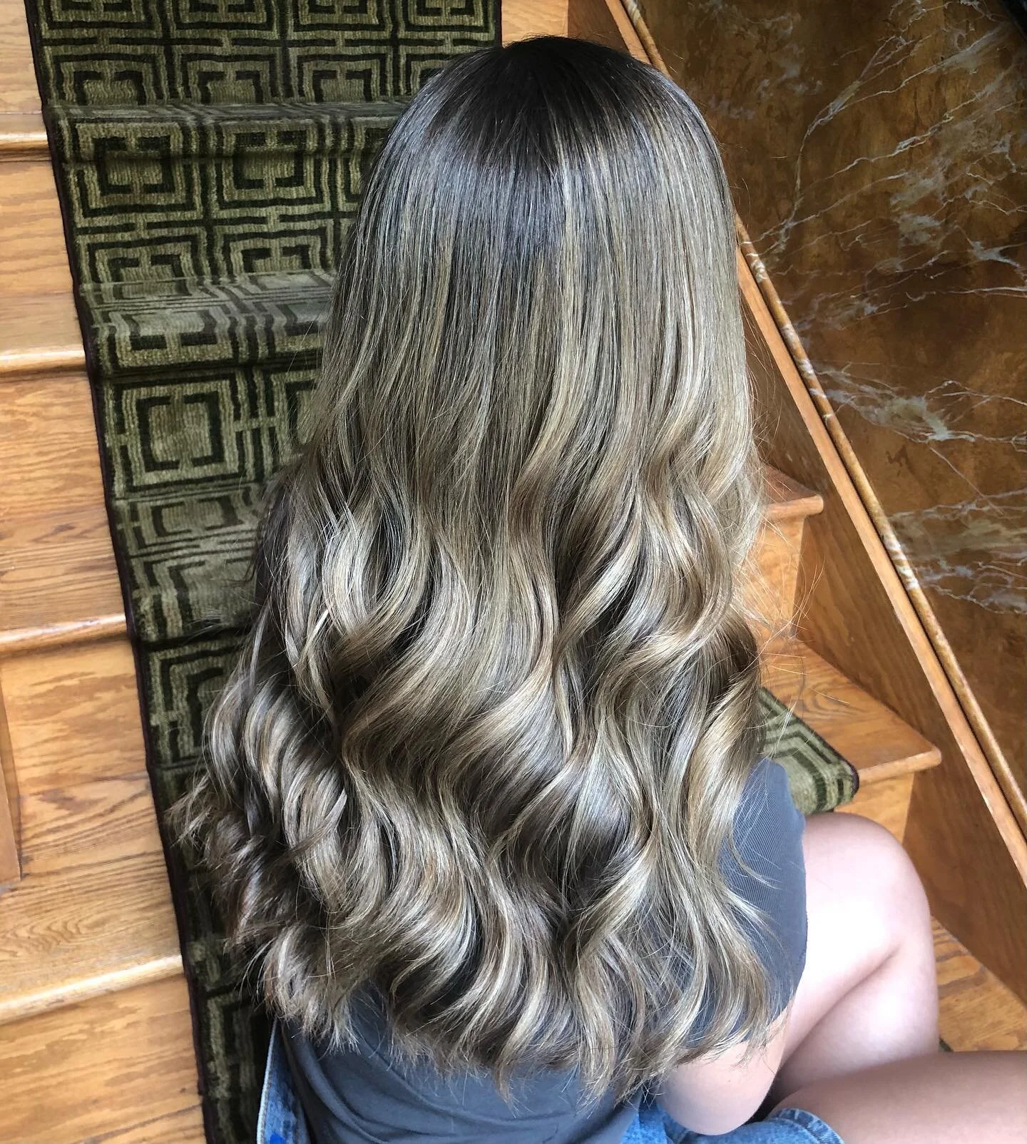 Balayage done by Alyssa this morning! #balayage #sunkissedbalayage #beigeblonde #curls #aveda #avedacolor