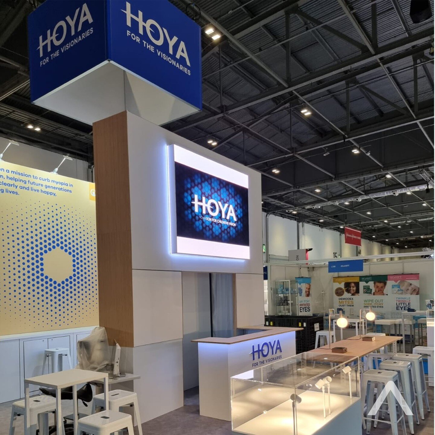 Hoya at 100% Optical last weekend, using bamboo and reusable components to create a sustainable design 

#alchemyexpo #exhibitiondesign #exhibitionbooth #expodesign #exhibitionstanddesign #exhibitionstand #tradeshow #tradeshowbooth #design #boothdesi