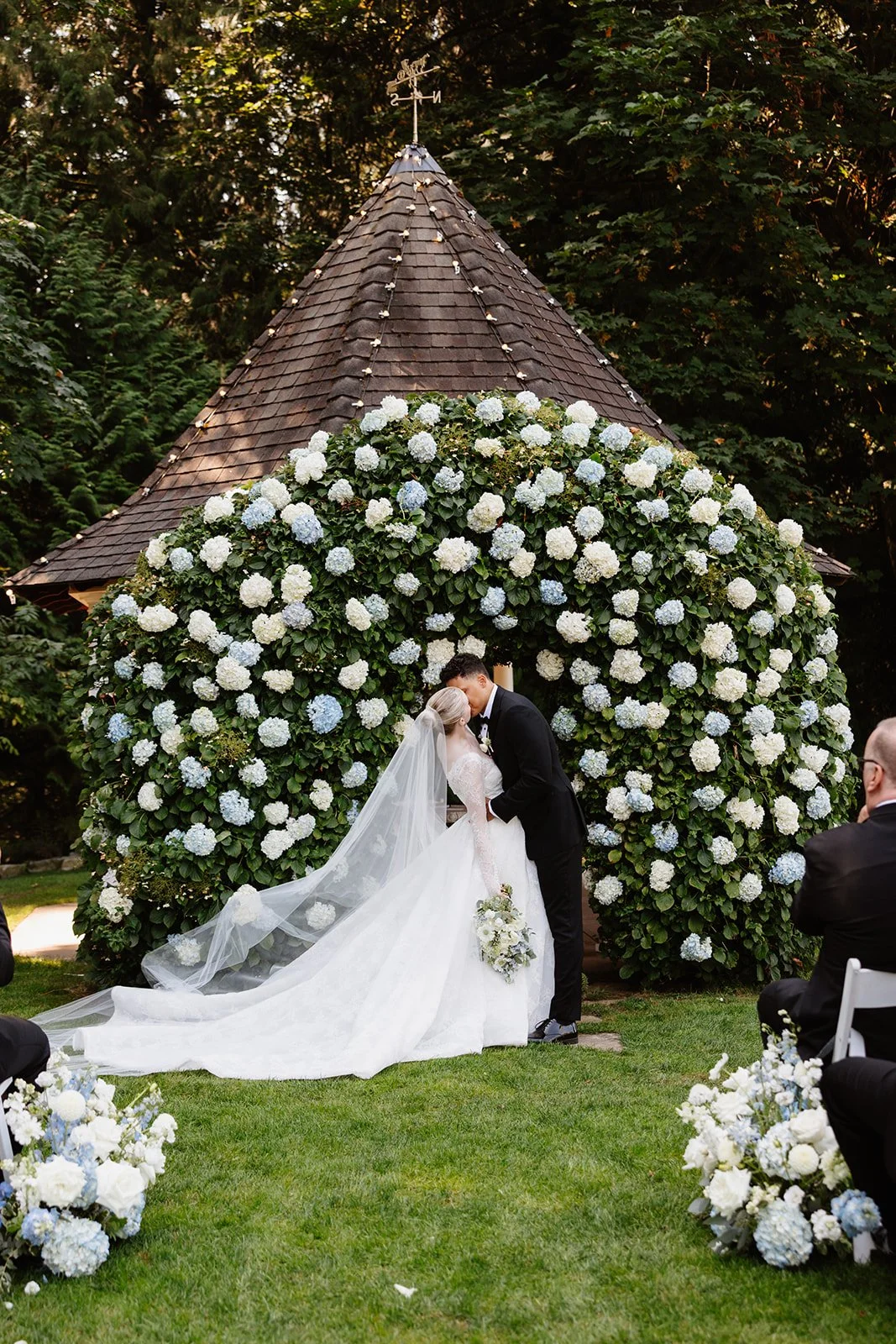 Ashley &amp; Steve | Heronsbridge &amp; Swaneset Bay resort wedding