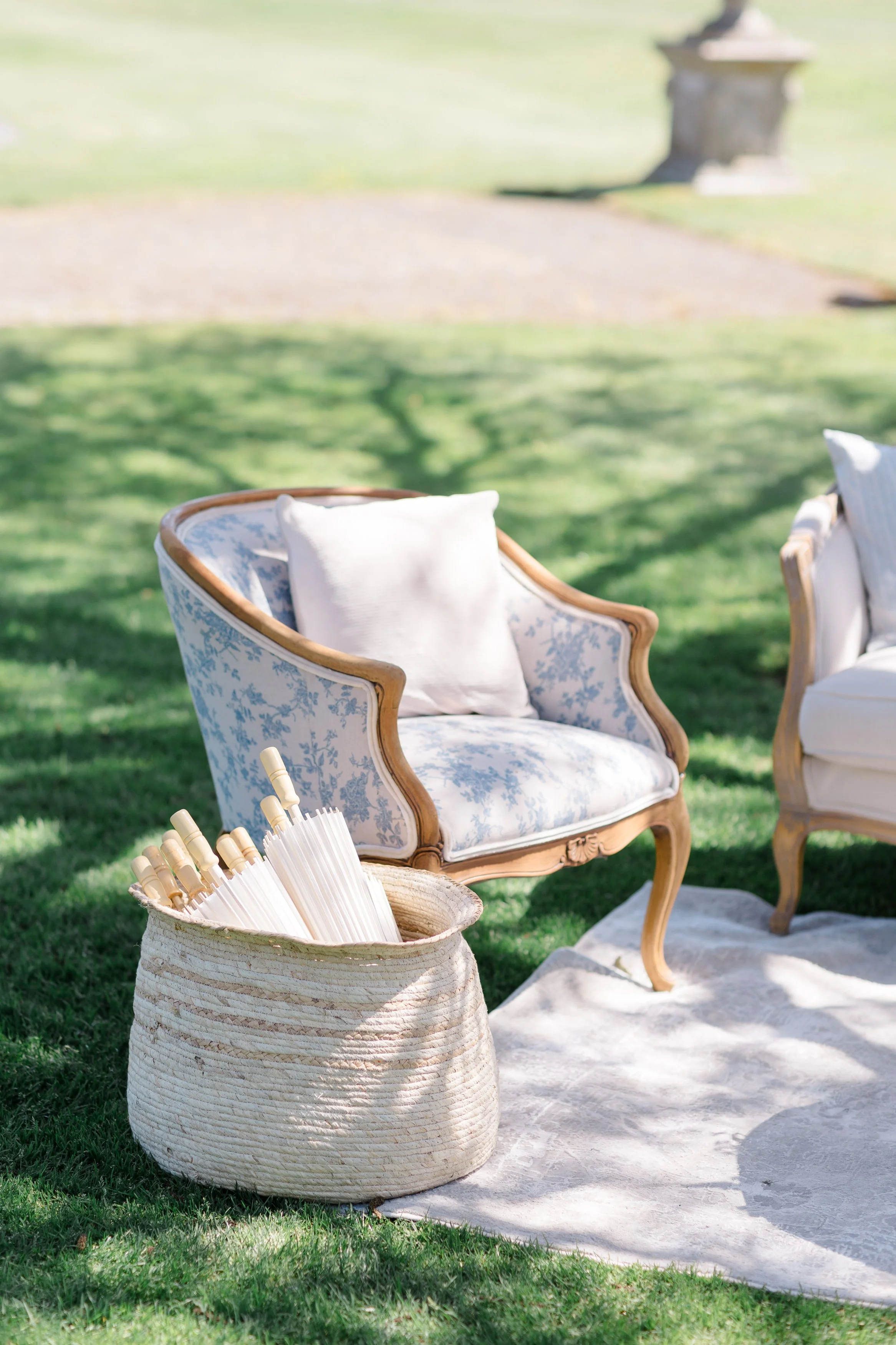 Evelyn Chair