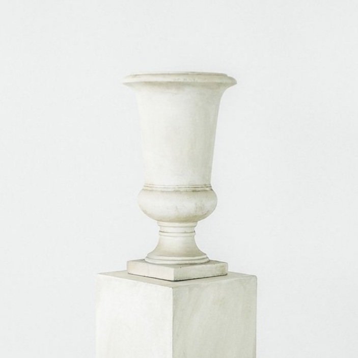 Zuri Natural Urns