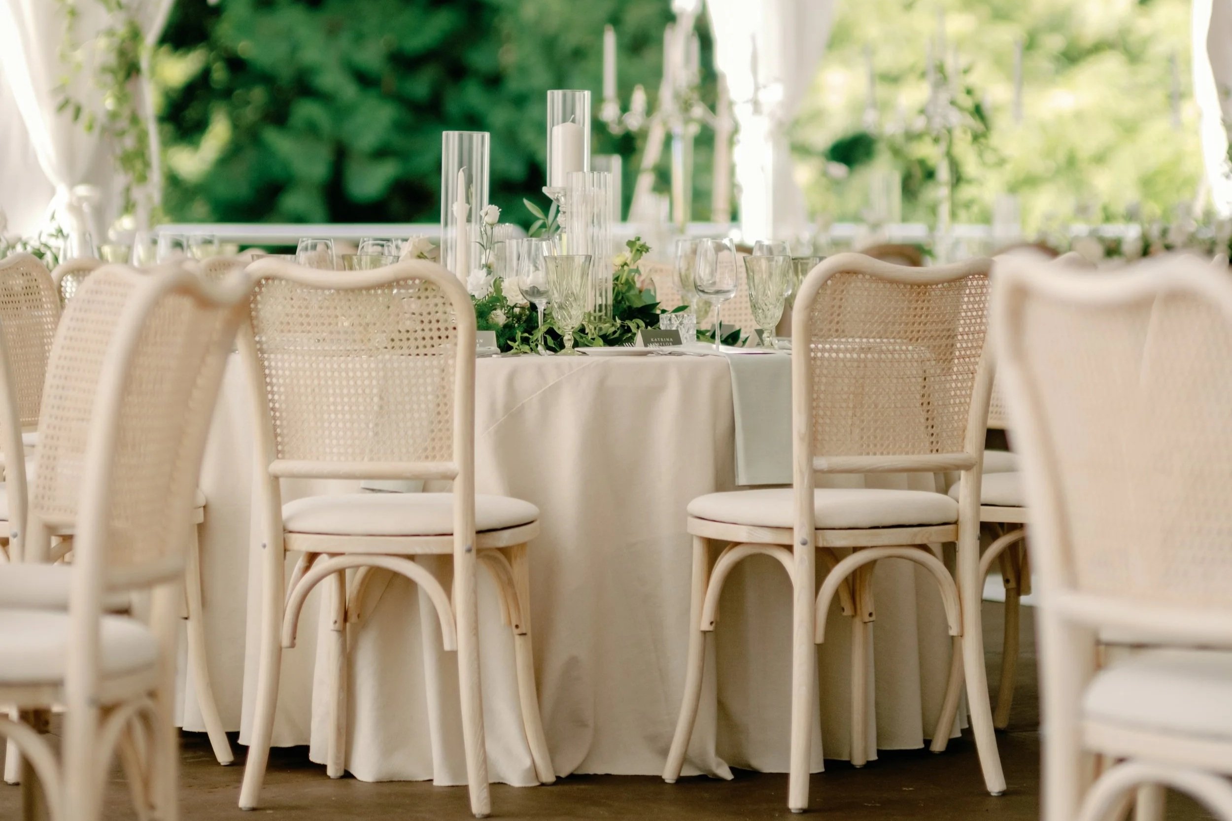 BeigeWeddings-LauraTaylorWedding-354 (1).jpg