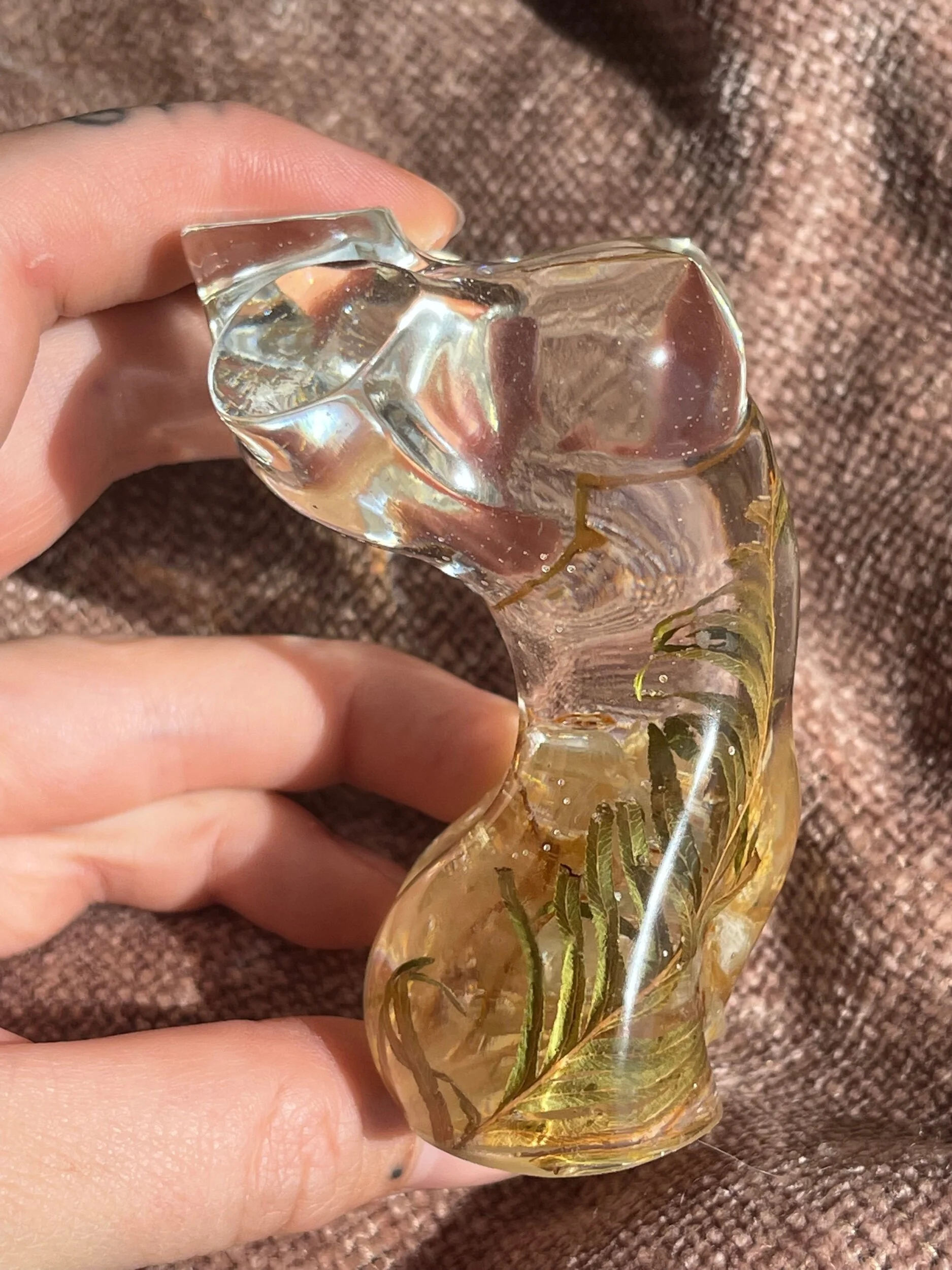 DE992C73-41B9-409C-9675-0D0EDB900412